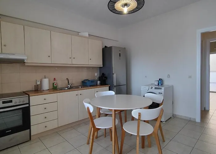 Beachfront Escape In Mikra Mantinia-Messinian Aura Apartment Arkondikó